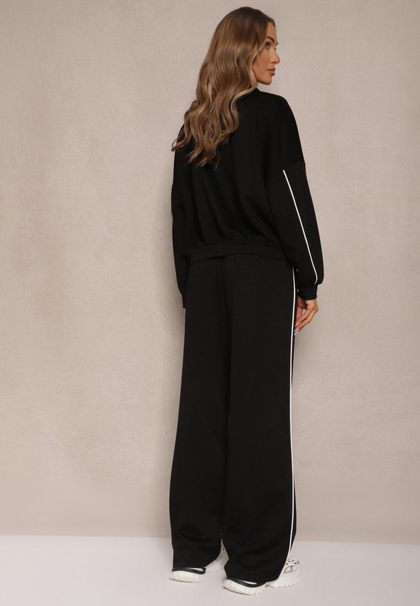 Renee - Czarny Retro Komplet Dresowy z Wiskozą Bluza i Spodnie o Szerokim Kroju Selriza. Kolor: czarny. Materiał: dresówka, wiskoza