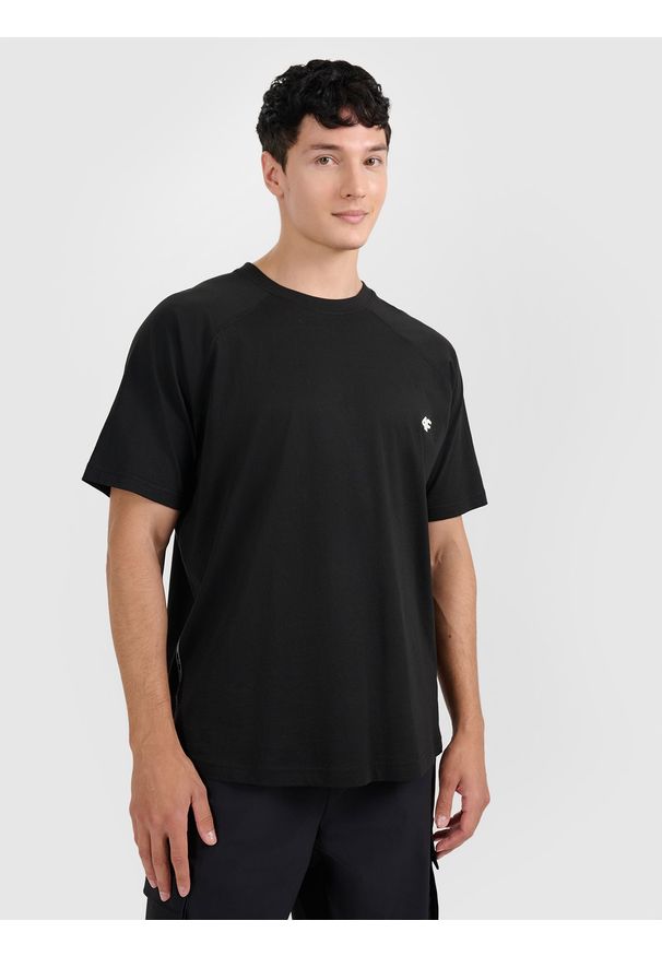 4f - 4F T-shirt oversize gładki męski - czarny M. Okazja: na co dzień. Kolor: czarny. Materiał: bawełna. Długość: długie. Wzór: gładki. Styl: casual