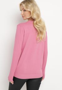 Born2be - Różowy Sweter z Kaszmirem i Naszywkami w Serca Juviena. Kolor: różowy. Materiał: kaszmir. Wzór: aplikacja #4
