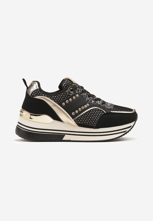 Renee - Czarne Sneakersy na Platformie Ozdobione Metalicznymi Aplikacjami i Cyrkoniami Tatindra. Okazja: na co dzień. Kolor: czarny. Materiał: jeans, skóra. Wzór: aplikacja. Sezon: jesień, wiosna. Obcas: na platformie