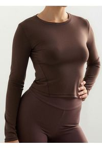 Sinsay - Koszulka sportowa z długim rękawem Gym Hard - brązowy. Kolor: brązowy. Długość rękawa: długi rękaw. Długość: długie. Styl: sportowy #1
