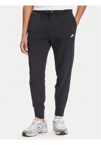 Nike Spodnie dresowe Club Fleece FN3801 Czarny Regular Fit. Kolor: czarny. Materiał: bawełna