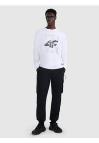 4f - 4F Longsleeve regular z nadrukiem męski - biały S. Kolor: biały. Materiał: materiał, bawełna. Długość rękawa: długi rękaw. Długość: długie. Wzór: nadruk