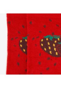 Wittchen - Damskie skarpetki w truskawkowy wzór czerwone. Kolor: czerwony. Materiał: bawełna. Wzór: kolorowy #3
