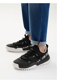Versace Jeans Couture Sneakersy 80YA3SN2 Czarny. Kolor: czarny. Materiał: materiał #7