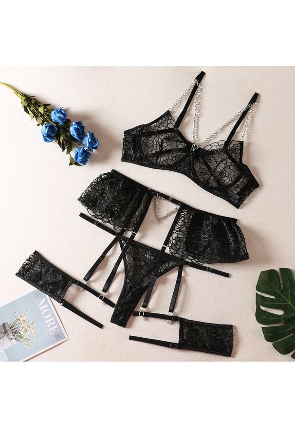 Intica - Zestaw bielizny koronkowej czteroczęściowy Margarida. Kolor: czarny. Materiał: koronka