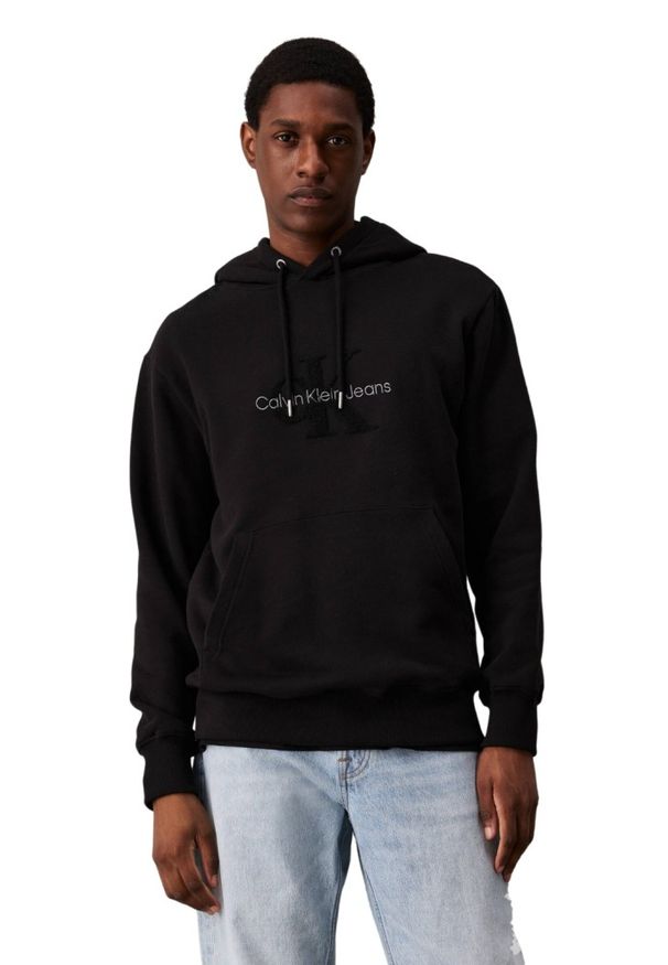 Calvin Klein - CALVIN KLEIN Czarna męska bluza z haftowanym logo. Kolor: czarny. Materiał: bawełna. Wzór: haft