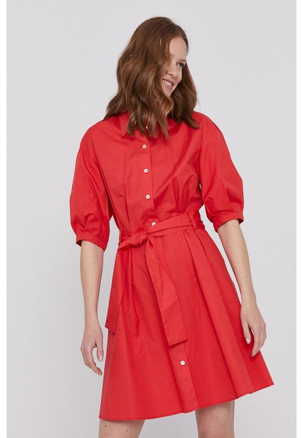 Pennyblack Sukienka kolor czerwony mini rozkloszowana. Kolor: czerwony. Materiał: tkanina. Długość rękawa: krótki rękaw. Wzór: gładki. Typ sukienki: rozkloszowane. Długość: mini