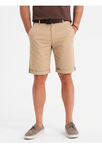 Ombre Clothing - Klasyczne męskie szorty chino z podwiniętą nogawką - beżowe V11 - Rozmiar: M. Kolor: beżowy. Materiał: elastan, bawełna. Sezon: lato. Styl: klasyczny