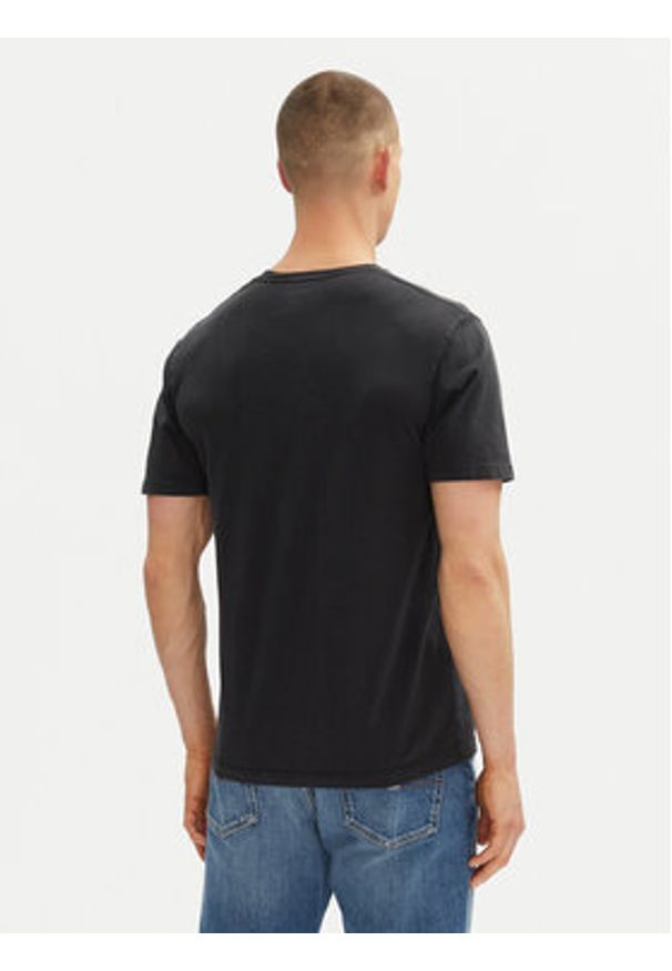 Wrangler T-Shirt 205921 Czarny Regular Fit. Kolor: czarny. Materiał: bawełna