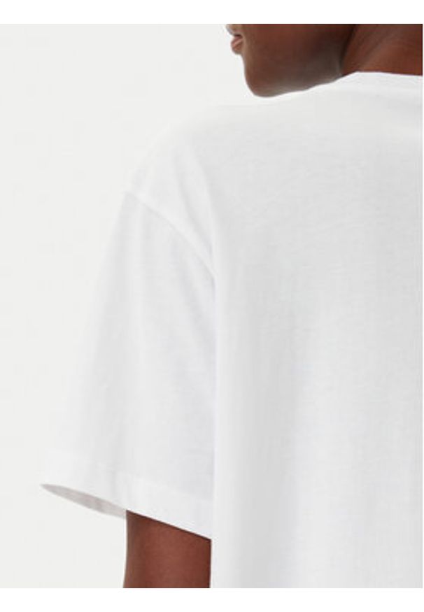 Liu Jo T-Shirt WA5230 JS904 Biały Regular Fit. Kolor: biały. Materiał: bawełna