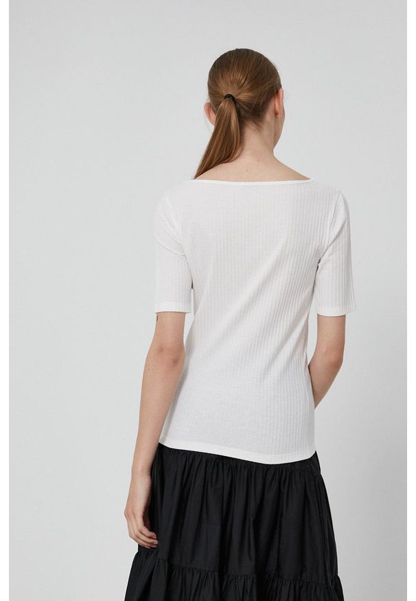 medicine - Medicine - T-shirt Basic. Okazja: na co dzień. Kolor: biały. Materiał: dzianina. Wzór: gładki. Styl: casual