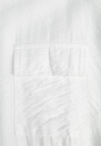 Born2be - Biała Nietoperzowa Koszula Safari z Bawełną z Wiązaniem w Talii Tierona. Okazja: do pracy, na co dzień, na spotkanie biznesowe. Kolor: biały. Materiał: bawełna. Długość: długie. Styl: biznesowy, casual #8