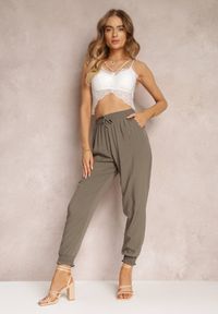 Renee - Ciemnozielone Spodnie Joggery z Gumką w Pasie Canie. Kolor: zielony. Materiał: tkanina. Sezon: lato