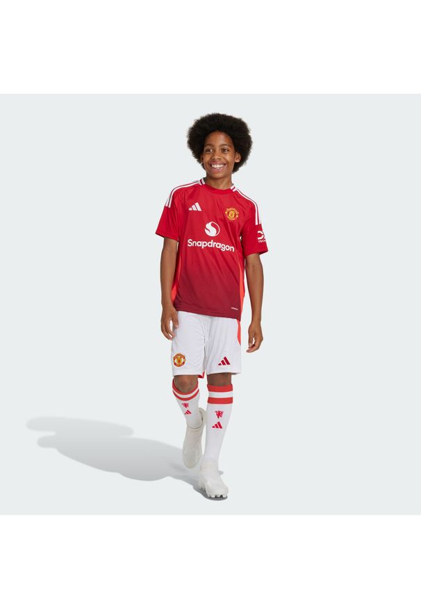 Adidas - Szorty Manchester United 24/25 Home Kids. Kolor: biały. Materiał: materiał