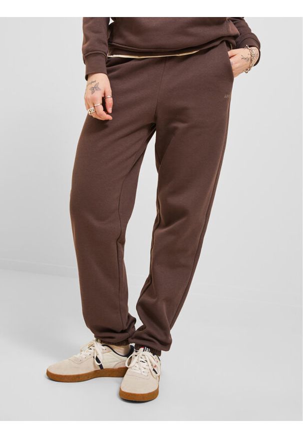 JJXX Spodnie dresowe 12223960 Brązowy Relaxed Fit. Kolor: brązowy. Materiał: bawełna, dresówka, syntetyk