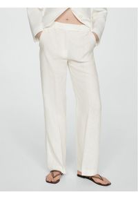 mango - Mango Spodnie materiałowe Niza 77070369 Biały Regular Fit. Kolor: biały. Materiał: len