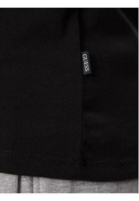 Guess Jeans T-Shirt M4YI56 K8HM0 Czarny Slim Fit. Kolor: czarny. Materiał: bawełna