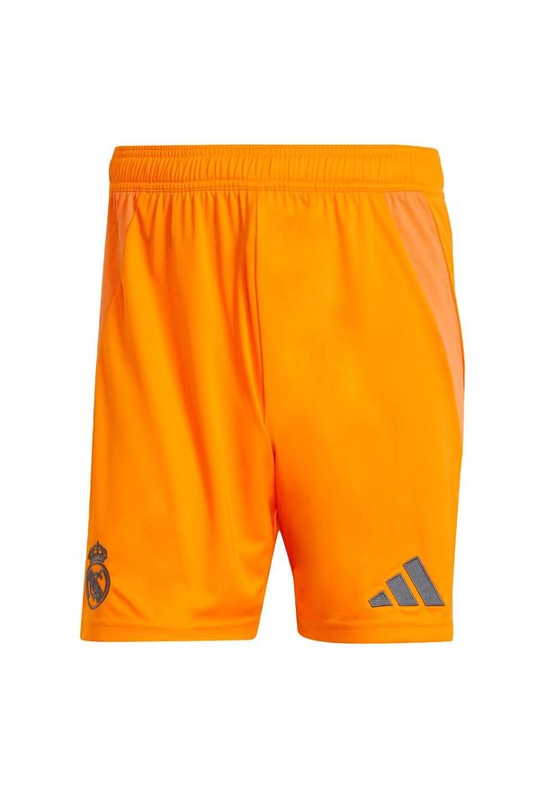 Adidas - Szorty Real Madrid 24/25 Away. Kolor: pomarańczowy. Materiał: materiał. Sport: piłka nożna