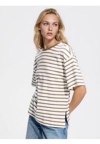 Reserved - T-shirt w paski - wielobarwny. Materiał: bawełna. Wzór: paski #1