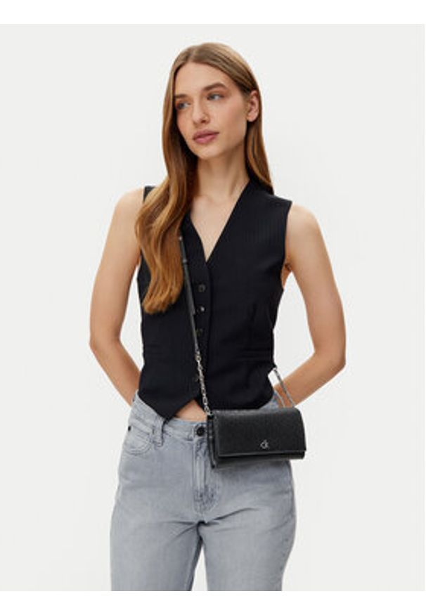 Calvin Klein Torebka Ck Daily Wallet Mini Bag_Mono K60K612853 Czarny. Kolor: czarny. Materiał: skórzane