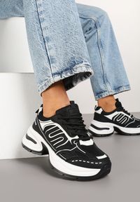 Born2be - Czarne Sneakersy na Grubej Tłoczonej Podeszwie z Geometrycznym Wzorem Ariviel. Okazja: na co dzień. Zapięcie: sznurówki. Kolor: czarny. Materiał: jeans. Wzór: geometria