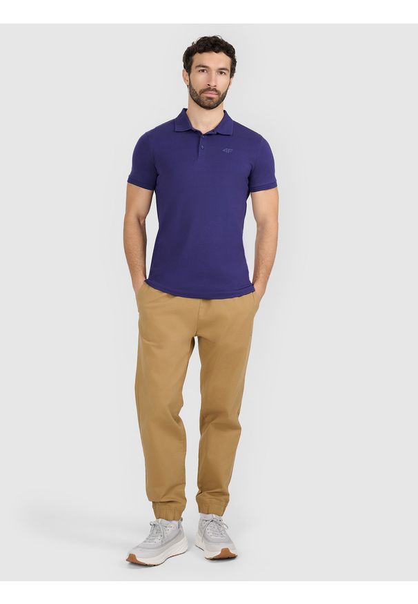 4f - 4F Koszulka polo regular męska - granatowa XXL. Okazja: na co dzień. Typ kołnierza: polo. Kolor: niebieski. Materiał: jersey, dzianina, bawełna. Wzór: ze splotem, gładki. Styl: casual, sportowy, klasyczny