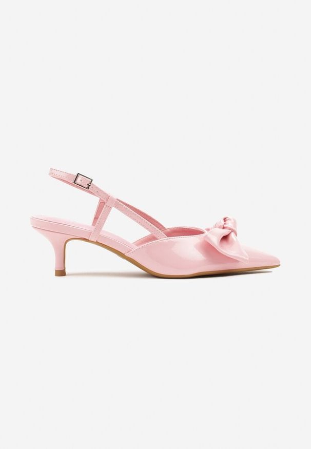 Renee - Różowe Sandały Lakierowane Vices na Kaczuszce Typu Slingback z Kokardą Kovenna. Okazja: na co dzień. Zapięcie: sprzączka. Kolor: różowy. Materiał: lakier. Obcas: na szpilce. Styl: casual, klasyczny, elegancki. Wysokość obcasa: średni