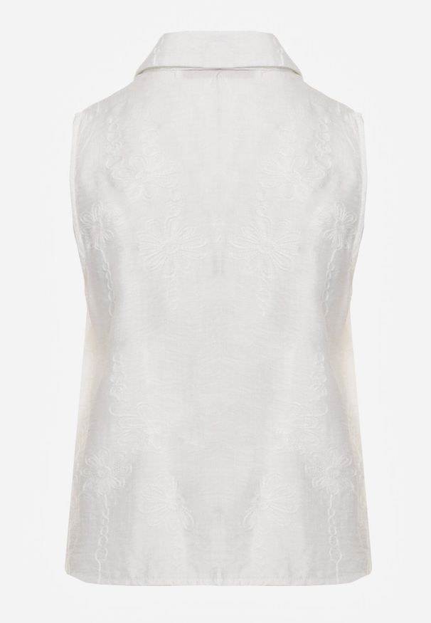 Born2be - Biała Wiskozowa Koszula Bez Rękawów w Stylu Boho z Haftem Viviebelle. Okazja: na co dzień. Kolor: biały. Materiał: wiskoza. Długość rękawa: bez rękawów. Wzór: haft. Styl: boho