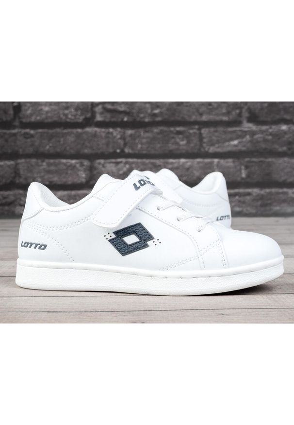 LOTTO - Buty dziecięce do chodzenia Lotto JAMBOL K. Kolor: czarny, biały, wielokolorowy. Sport: turystyka piesza