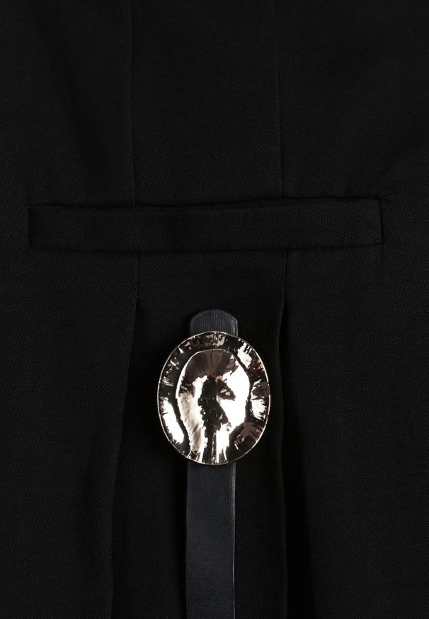 Born2be - Czarna Wiskozowa Spódnica o Rozkloszowanym Kroju z Plisami i Paskiem Rolea. Okazja: na co dzień. Kolor: czarny. Materiał: wiskoza. Styl: casual, elegancki, klasyczny