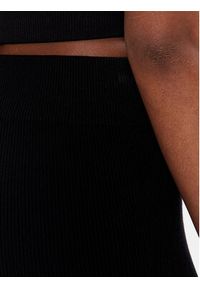 Calvin Klein Jeans Szorty sportowe J20J221515 Czarny Slim Fit. Kolor: czarny. Materiał: lyocell #5