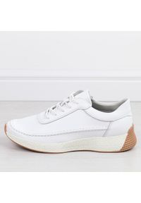 Białe skórzane półbuty damskie Sergio Leone sp013A. Okazja: na co dzień. Nosek buta: okrągły. Kolor: biały. Materiał: skóra. Sezon: wiosna, jesień. Styl: casual, elegancki, klasyczny #1