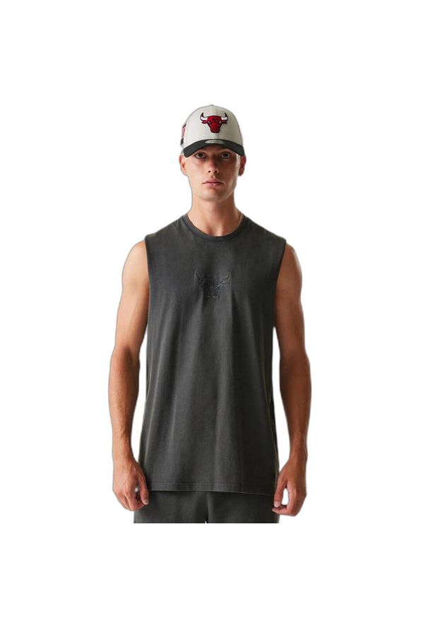 New Era - Koszulka bez rękawów Chicago Bulls Washed. Kolor: szary. Długość rękawa: bez rękawów. Sport: koszykówka