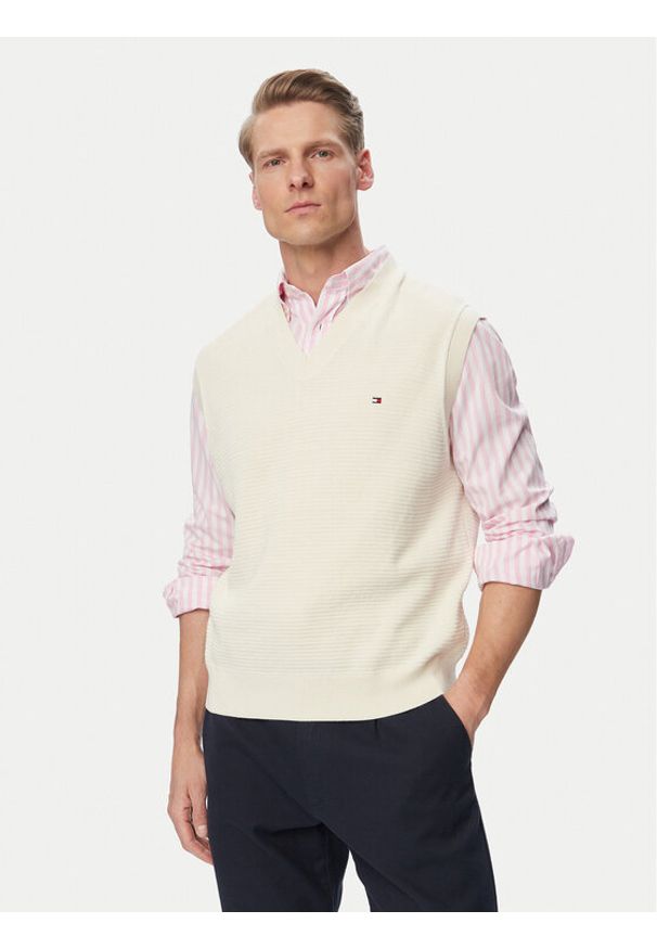 TOMMY HILFIGER - Tommy Hilfiger Sweter MW0MW43244 Kremowy Regular Fit. Kolor: kremowy. Materiał: bawełna
