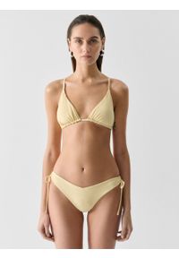 outhorn - Dół od bikini - żółty. Kolor: żółty. Materiał: materiał, elastan, tkanina, poliester, skóra, syntetyk. Wzór: gładki