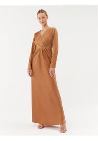 YAS Sukienka wieczorowa 26031520 Brązowy Regular Fit. Kolor: brązowy. Materiał: syntetyk. Styl: wizytowy #1