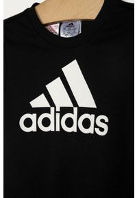 Adidas - adidas - Bluza dziecięca 104-170 cm. Okazja: na co dzień. Typ kołnierza: bez kaptura. Kolor: czarny. Materiał: dzianina. Wzór: nadruk. Styl: casual #2