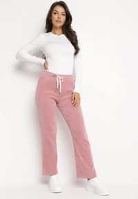 Born2be - Różowe Bawełniane Spodnie Sztruksowe z Szerokimi Nogawkami Cornelike. Kolor: różowy. Materiał: sztruks, bawełna #3