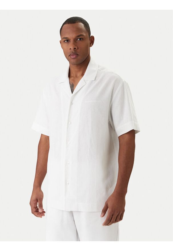 Emporio Armani Koszula EM000593 AF20590 U0002 Biały Regular Fit. Kolor: biały. Materiał: len