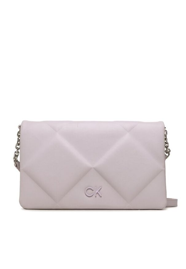 Calvin Klein Torebka Re-Lock Qult Shoulder Bag K60K611021 Fioletowy. Kolor: fioletowy. Materiał: skórzane