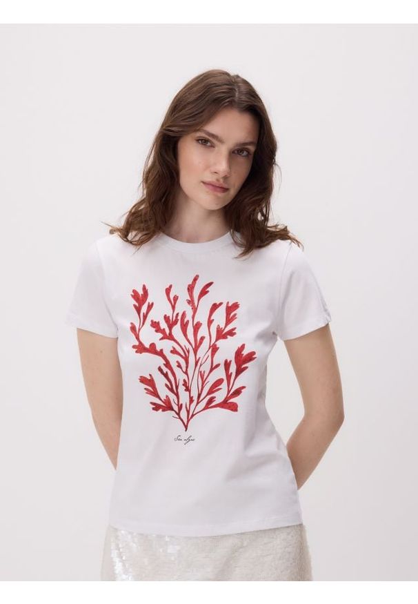 Reserved - T-shirt z nadrukiem - biały. Kolor: biały. Materiał: bawełna, dzianina. Wzór: nadruk