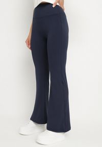 Born2be - Granatowe Spodnie Legginsy Typu Dzwony z Wysokim Stanem Melonell. Stan: podwyższony. Kolor: niebieski