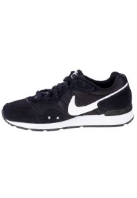 Buty Nike Venture Runner M CK2944-002 czarne. Okazja: na co dzień. Kolor: czarny. Materiał: materiał, syntetyk, guma. Szerokość cholewki: normalna #2