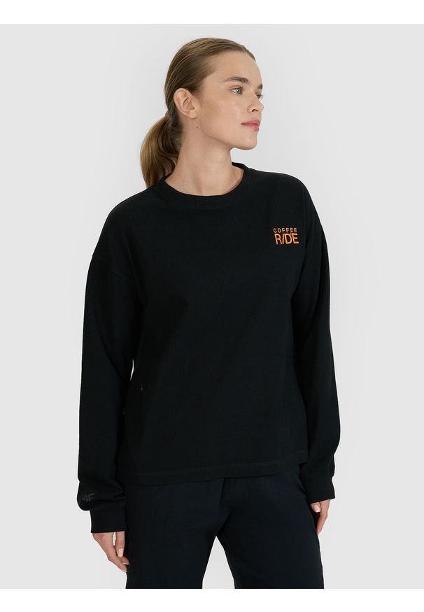4f - 4F Longsleeve oversize z nadrukiem damski - czarny XXL. Okazja: na co dzień. Kolor: czarny. Materiał: dzianina, bawełna, włókno, poliester, materiał. Długość rękawa: długi rękaw. Długość: długie. Wzór: nadruk. Styl: klasyczny, elegancki, sportowy, casual