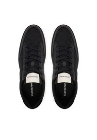 Emporio Armani Sneakersy EM004782 AF23199 MC406 Czarny. Kolor: czarny. Materiał: materiał #4