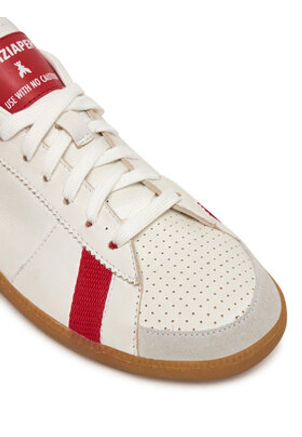 Patrizia Pepe Sneakersy 2Z0064/L150-FF69 Biały. Kolor: biały. Materiał: skóra