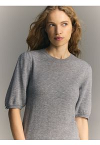 Reserved - Wełniany sweter - jasnoszary. Kolor: szary. Materiał: wełna #1