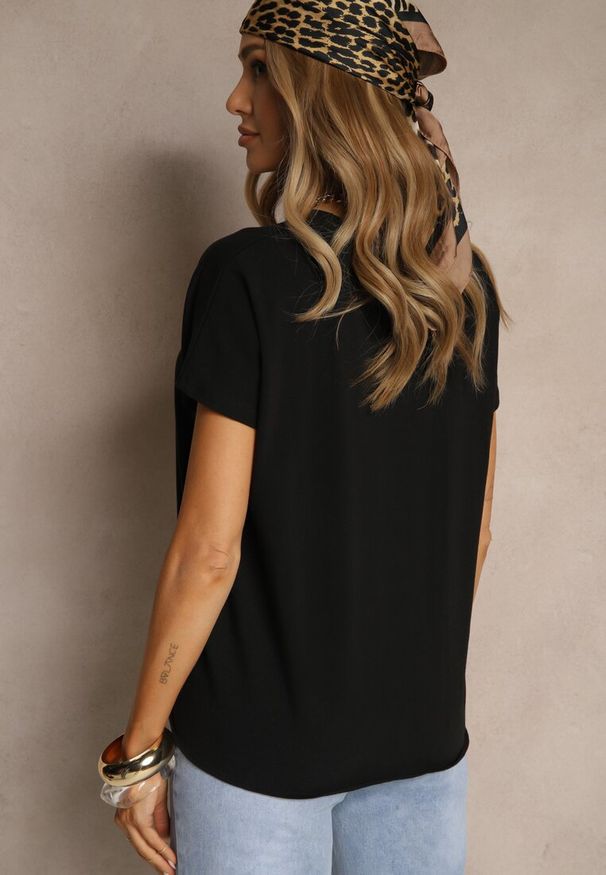 Renee - Czarny Bawełniany T-shirt Wiązany u Dołu Sunalina. Okazja: na co dzień. Kolor: czarny. Materiał: bawełna. Styl: casual