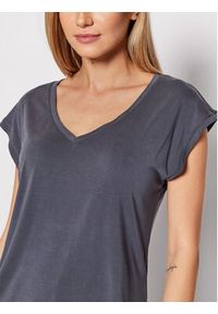 Vero Moda T-Shirt Filli 10247666 Szary Regular Fit. Kolor: szary. Materiał: syntetyk #2